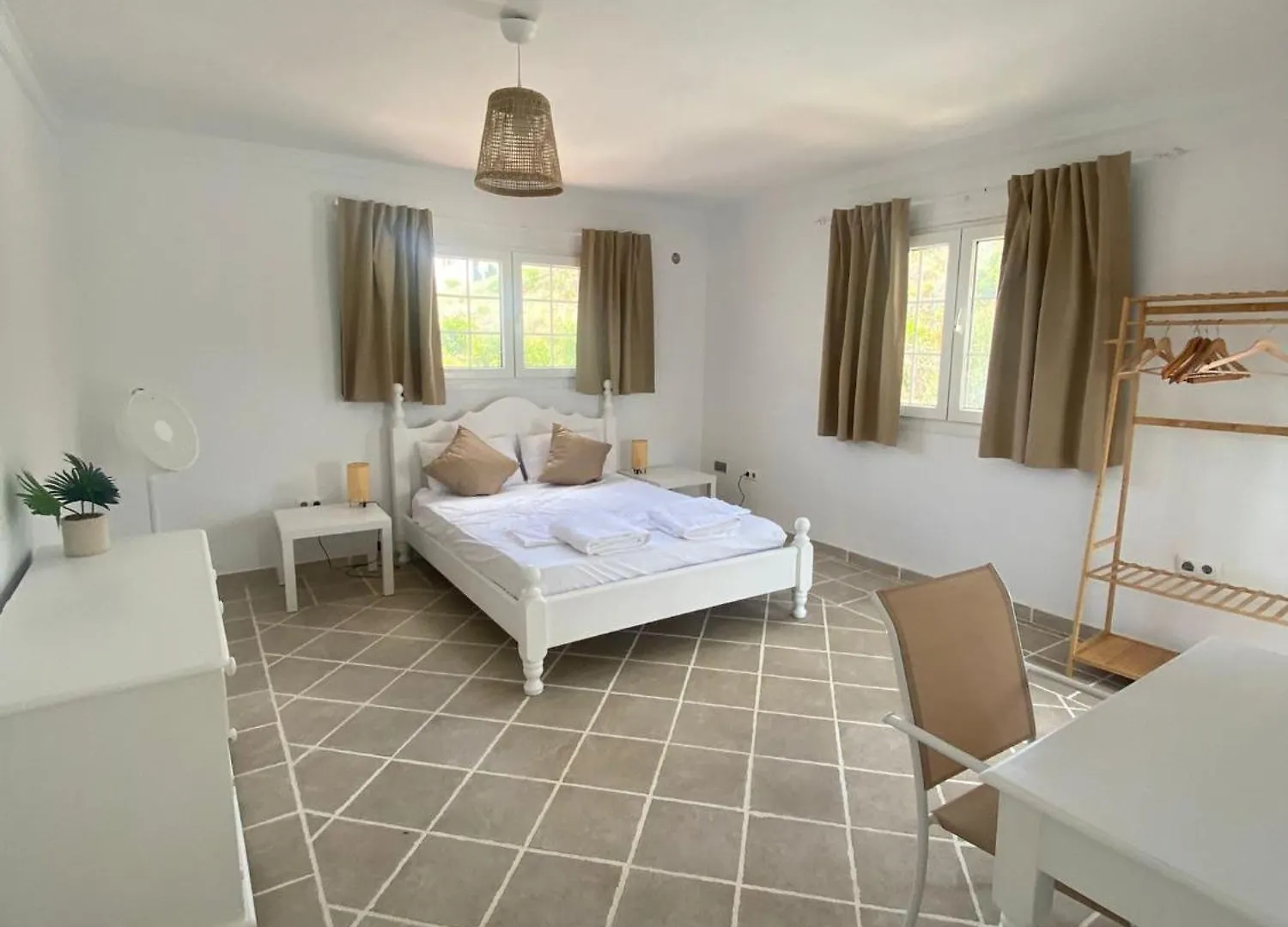 Seaview Villa 阿尔加德萨