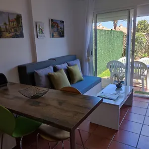 Apartamento Bonito Apartamento En Con Piscina, Alcaidesa